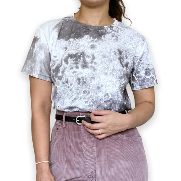 Workshop Moon Graphic Screen Print Tee - Picture 4 of 7